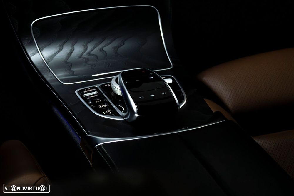 Mercedes-Benz C 220 d AMG Line - 20