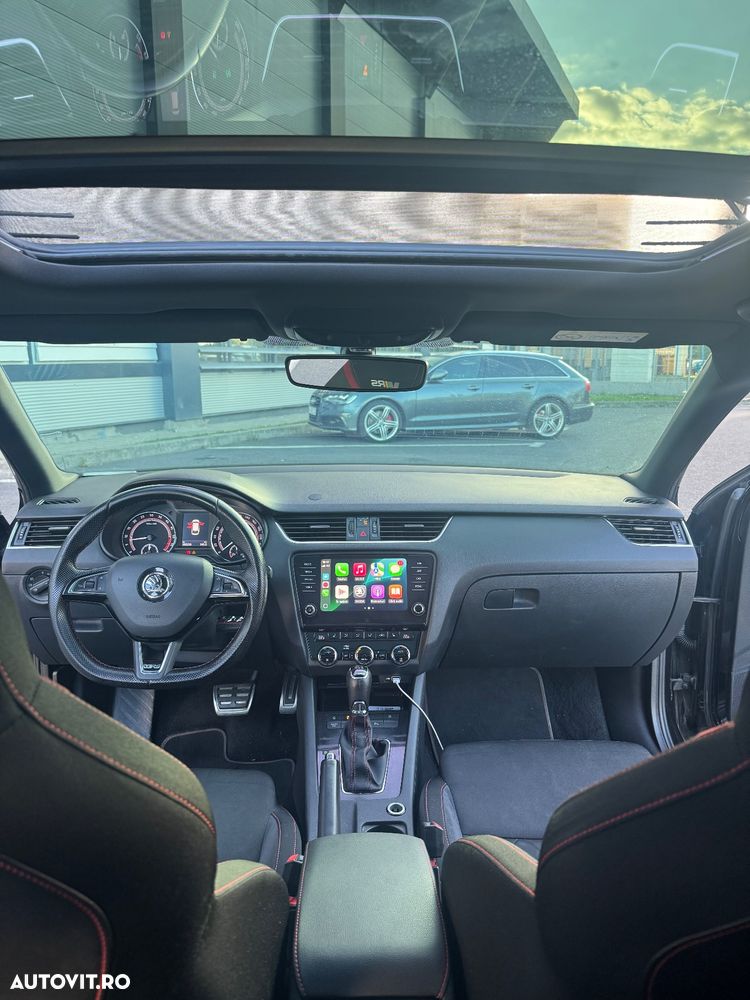 Skoda Octavia 2.0 TDI RS DSG - 8