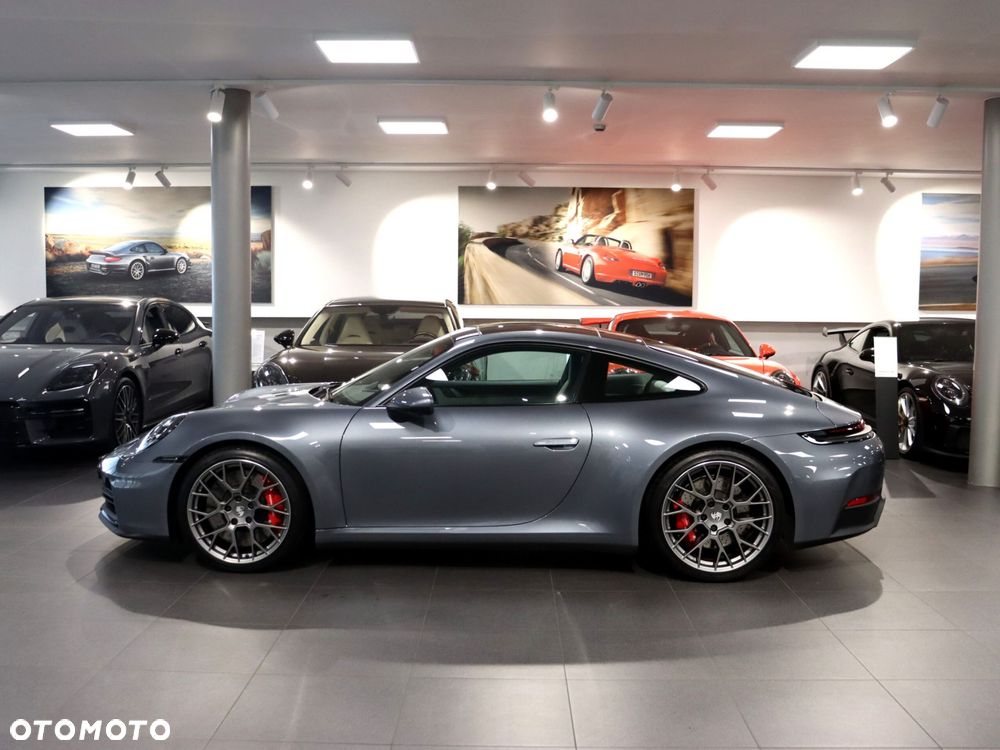 Porsche 911 Carrera S - 2