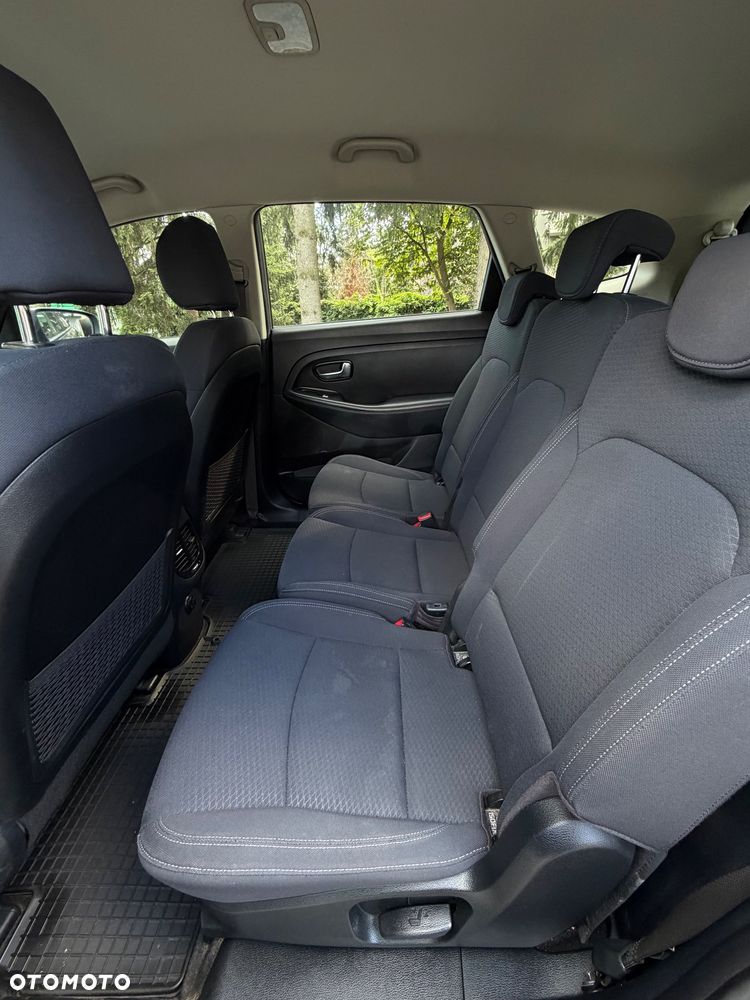 Kia Carens 1.6 GDI L 7os - 11