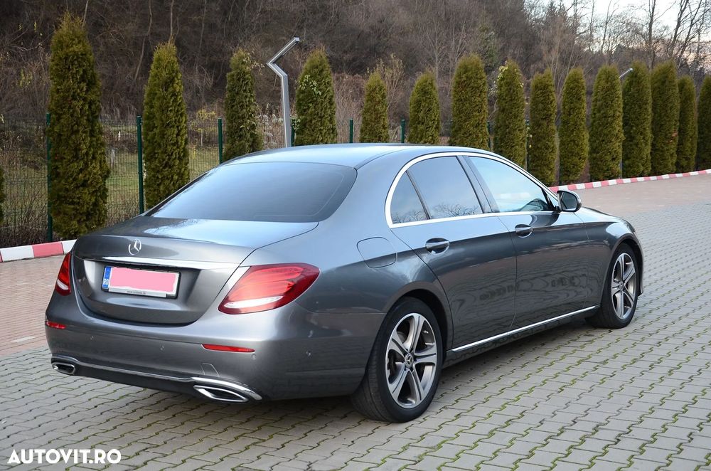 Mercedes-Benz E 220 d 9G-TRONIC Avantgarde - 3