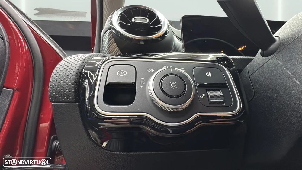 Mercedes-Benz A 250 e Progressive - 19