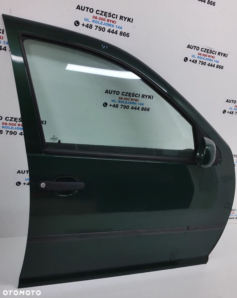 VW Golf IV Bora Drzwi Prawy Przód LC6N Lusterko - 1