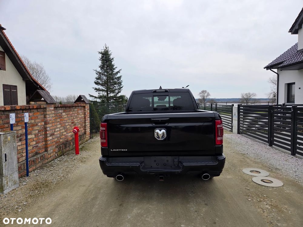 RAM 1500 Crew Cab Shortbed Limited - 17