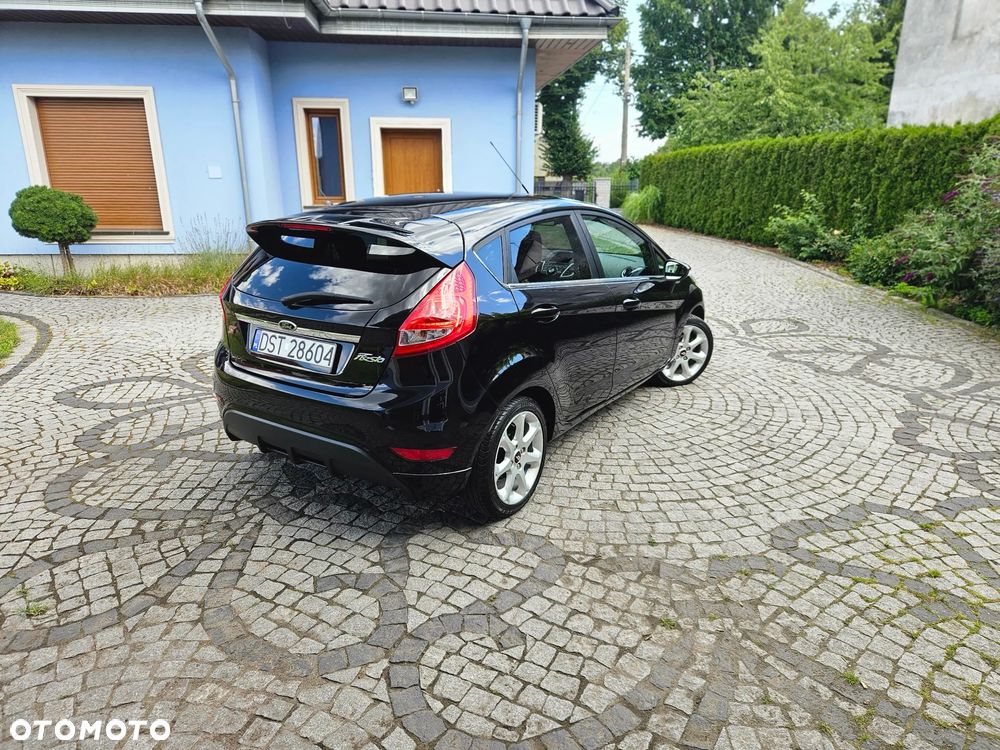 Ford Fiesta 1.25 Titanium X - 2