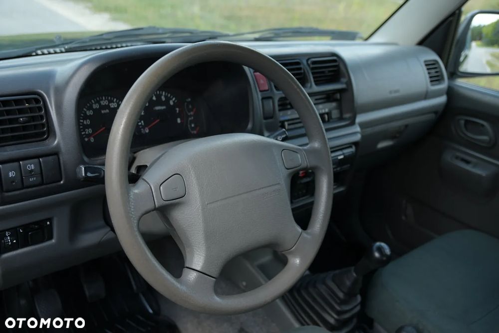 Suzuki Jimny 1.3 - 22