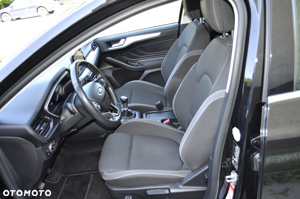 Ford Focus - 20