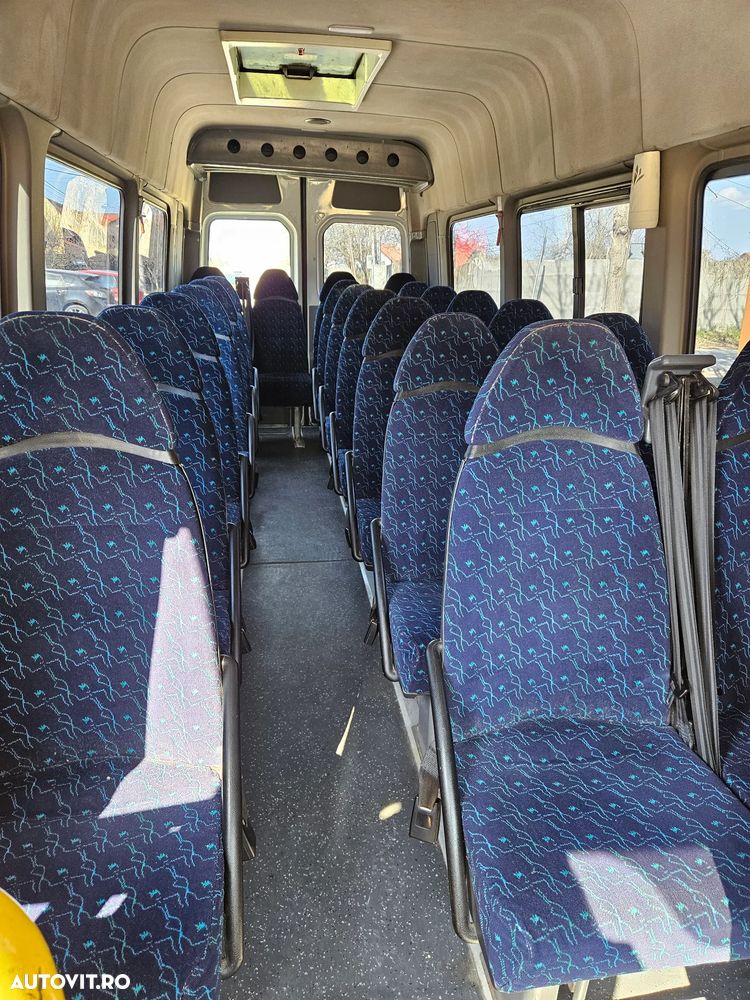 Mercedes-Benz Sprinter - 9