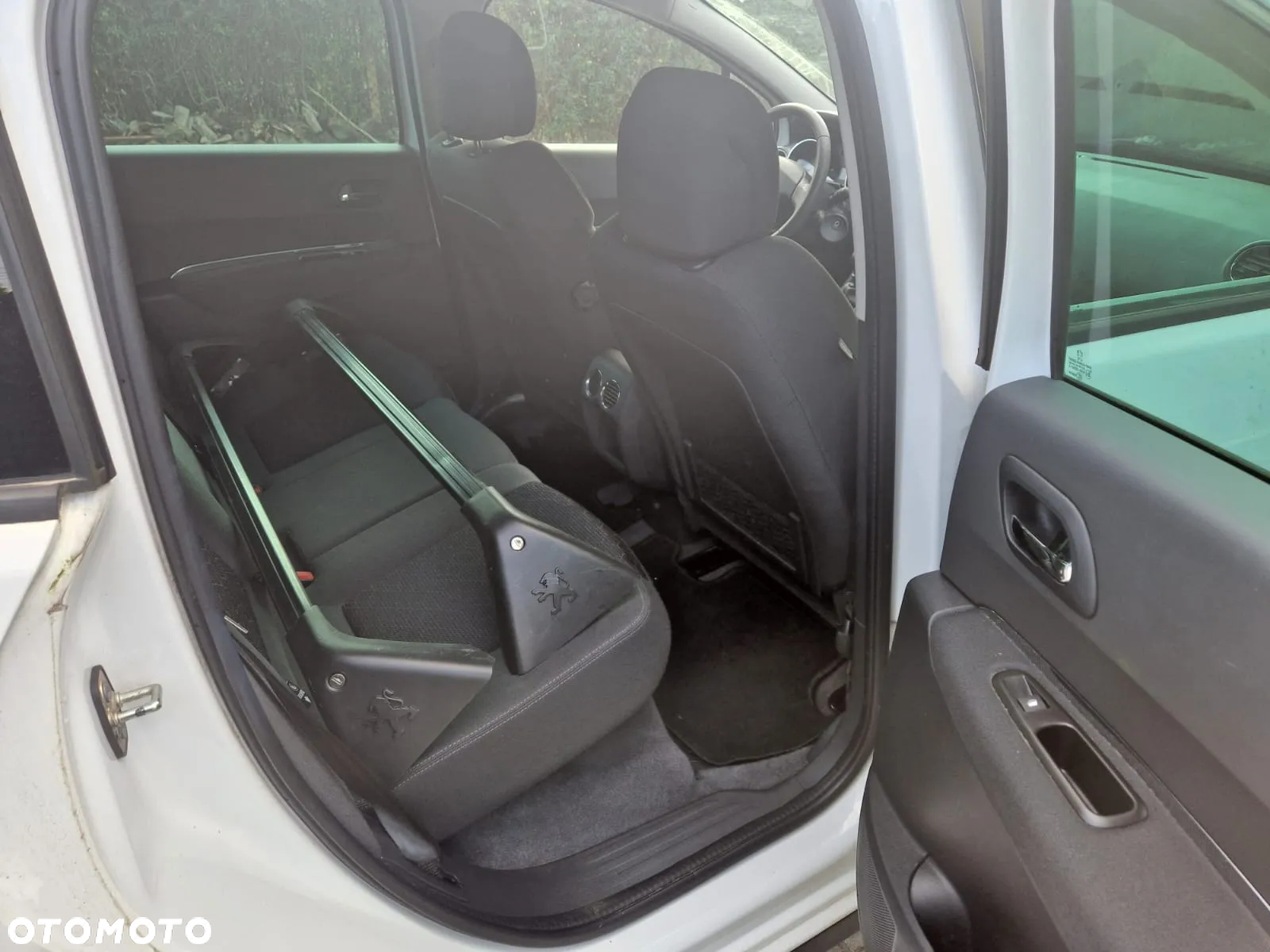 Peugeot 3008 2.0 BlueHDi Active - 11