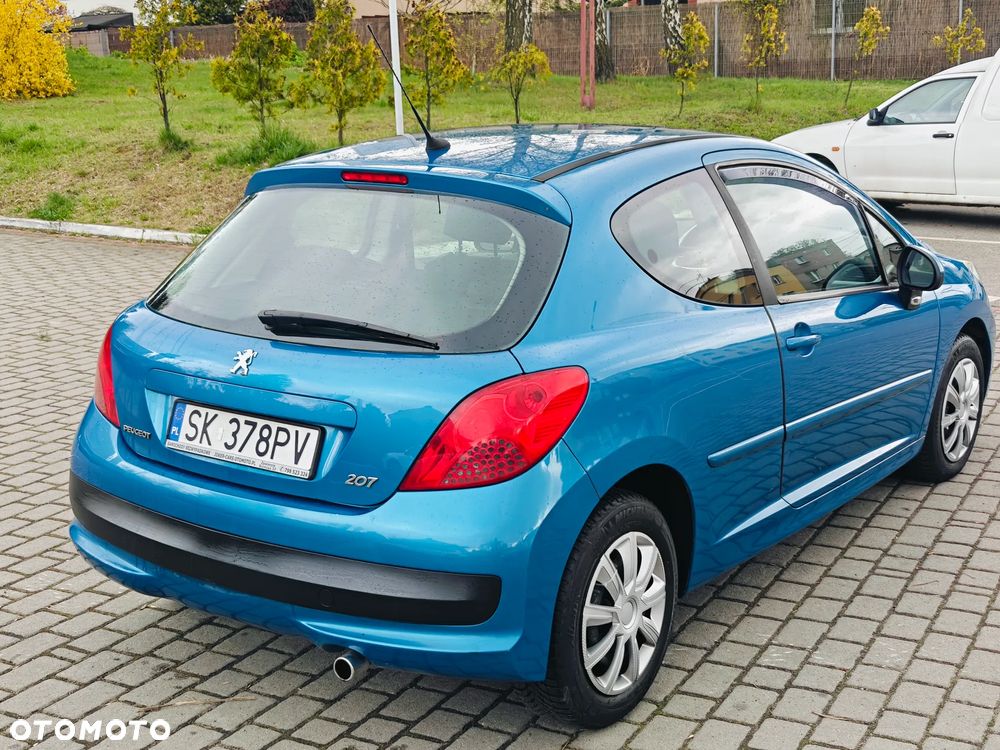 Peugeot 207 - 15