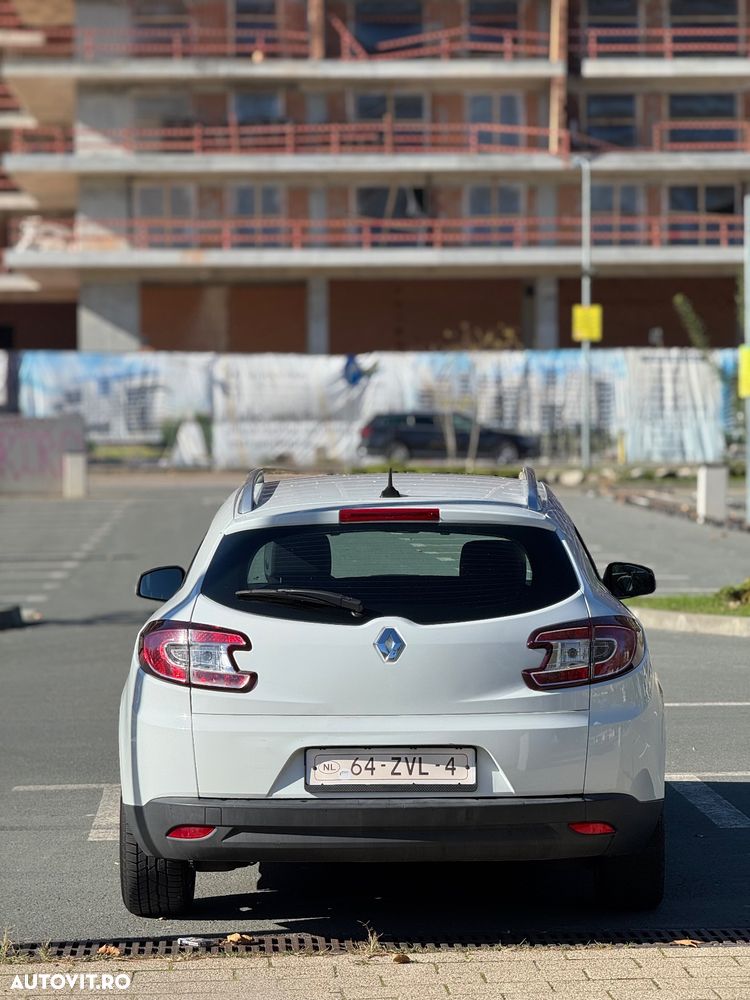 Renault Megane ver-1-5-dci-expression - 11