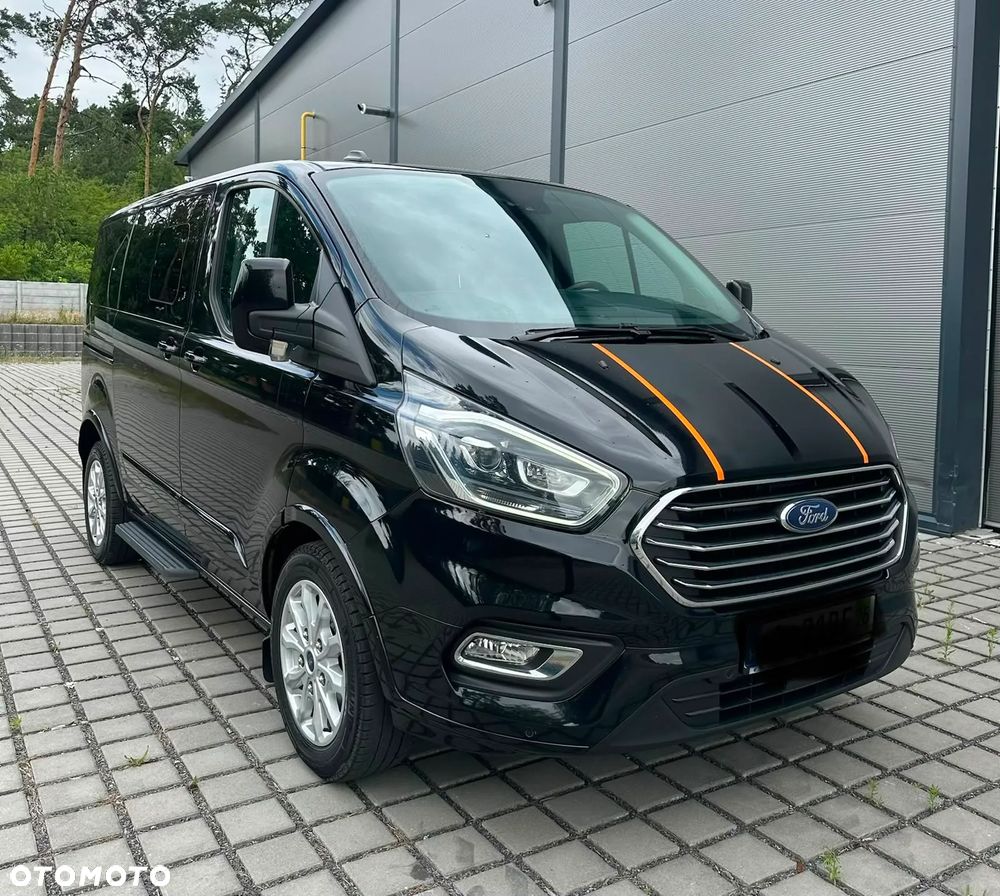 Ford Tourneo Custom - 3