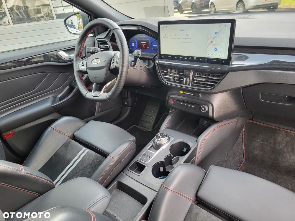 Ford Focus 2.3 EcoBoost ST - 6
