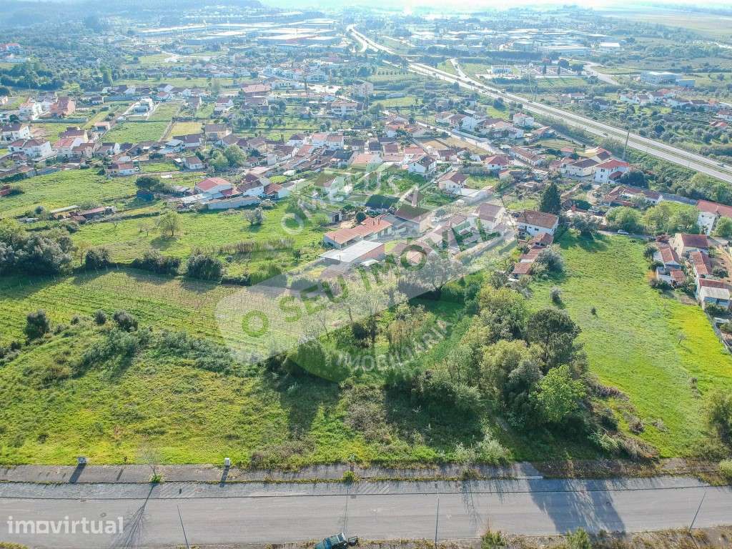 Terreno urbano para construção de moradia em Taveiro, Coimbra - Grande imagem: 2/6