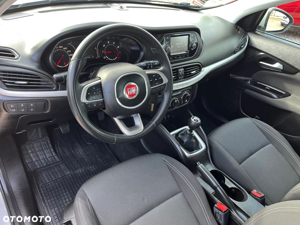 Fiat Tipo - 18