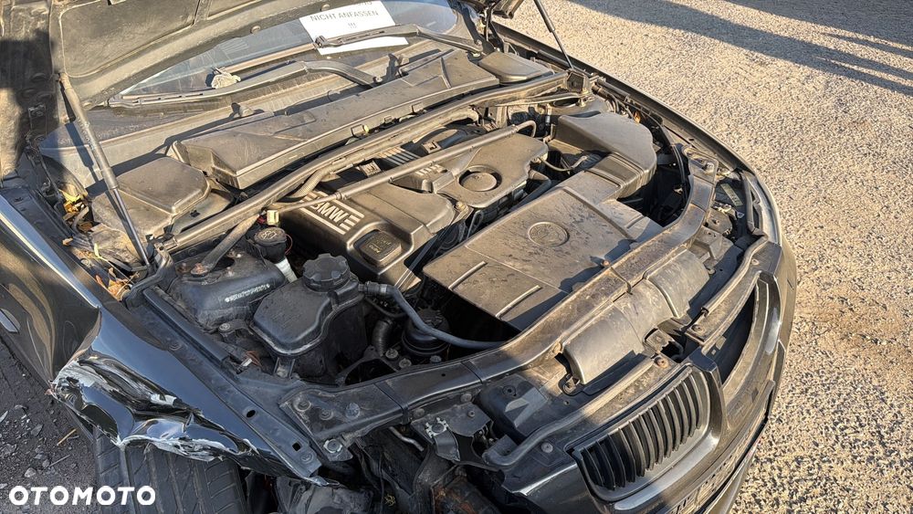 BMW Seria 3 320i - 14