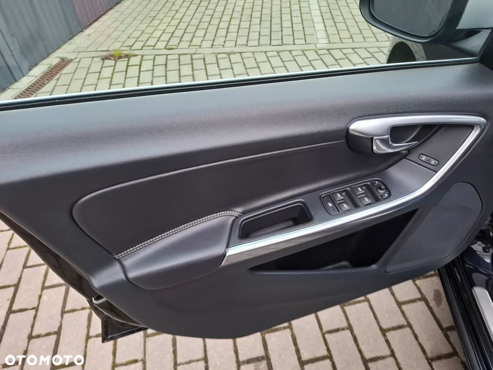 Volvo V60 - 16