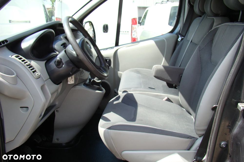 Opel Vivaro - 7