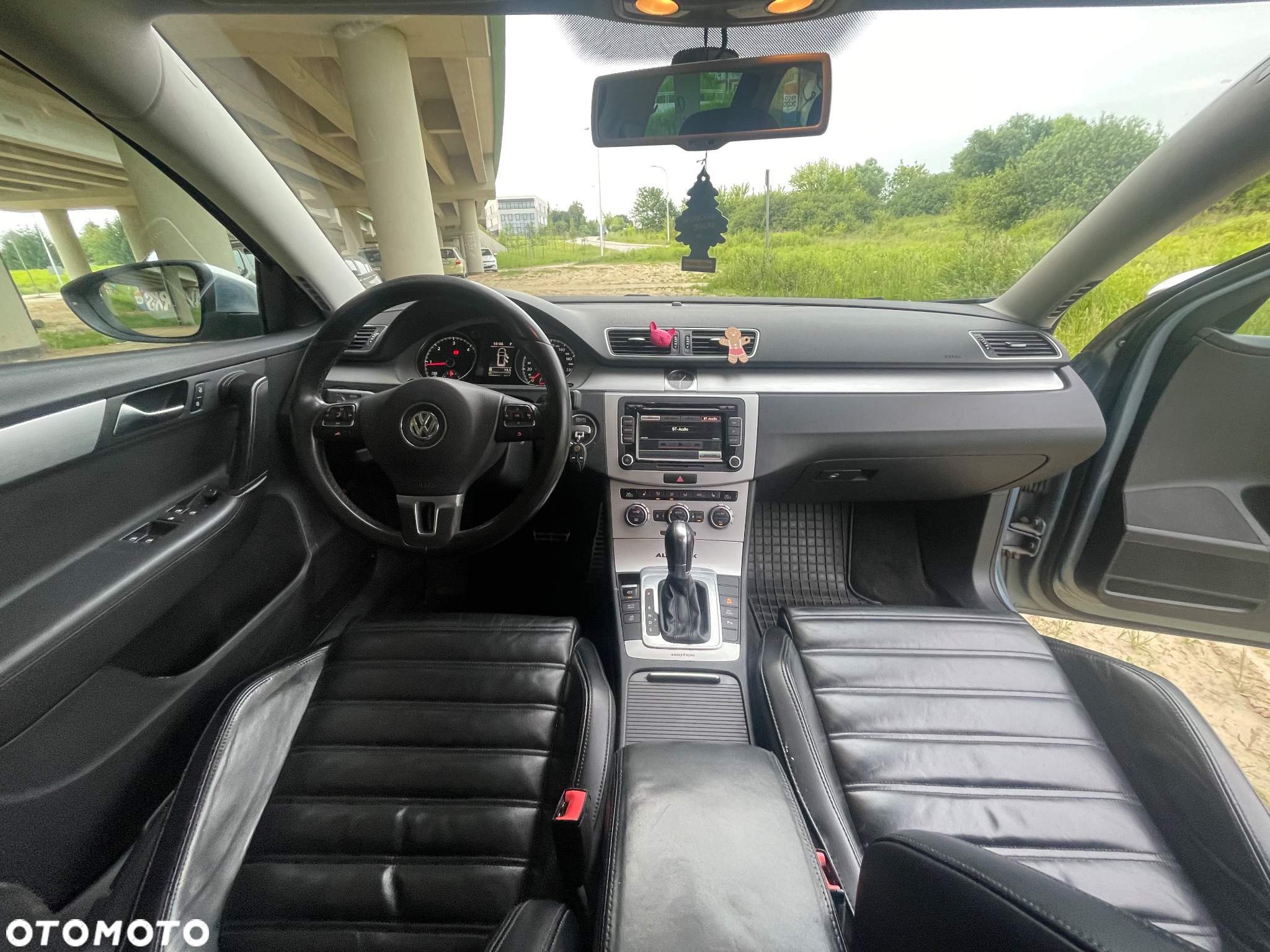 Volkswagen Passat 2.0 TDI 4Mot Highline DSG - 14