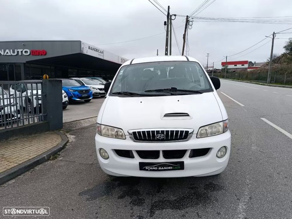 Hyundai H-1 - 4