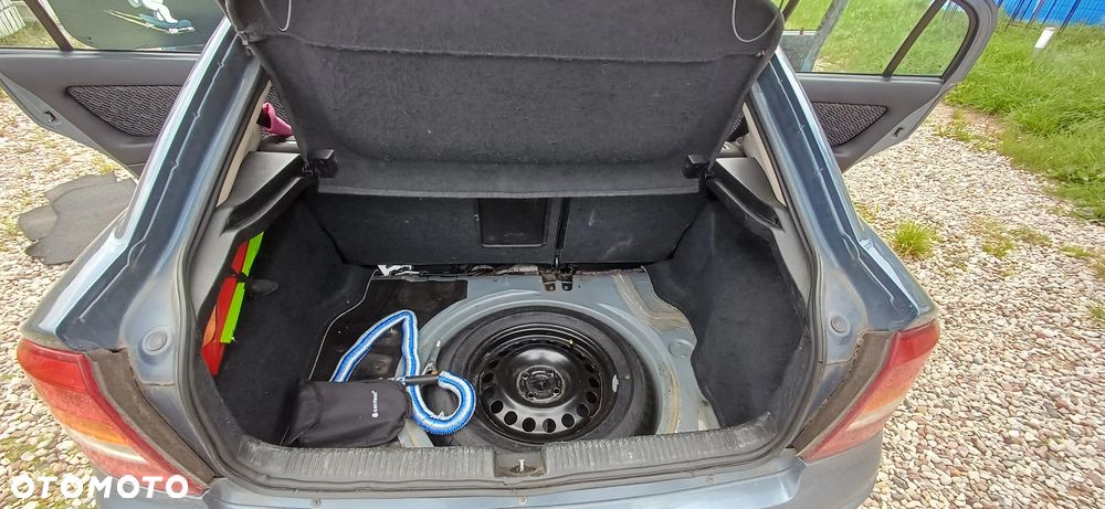 Opel Astra - 4