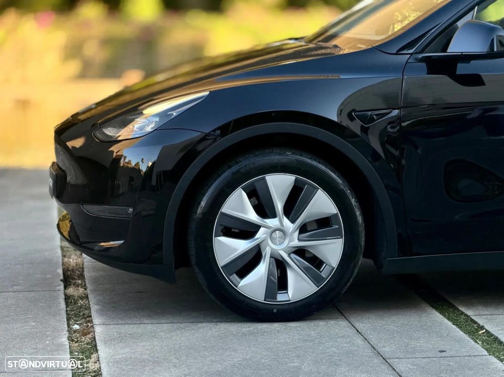 Tesla Model Y Long Range Dual Motor AWD - 7