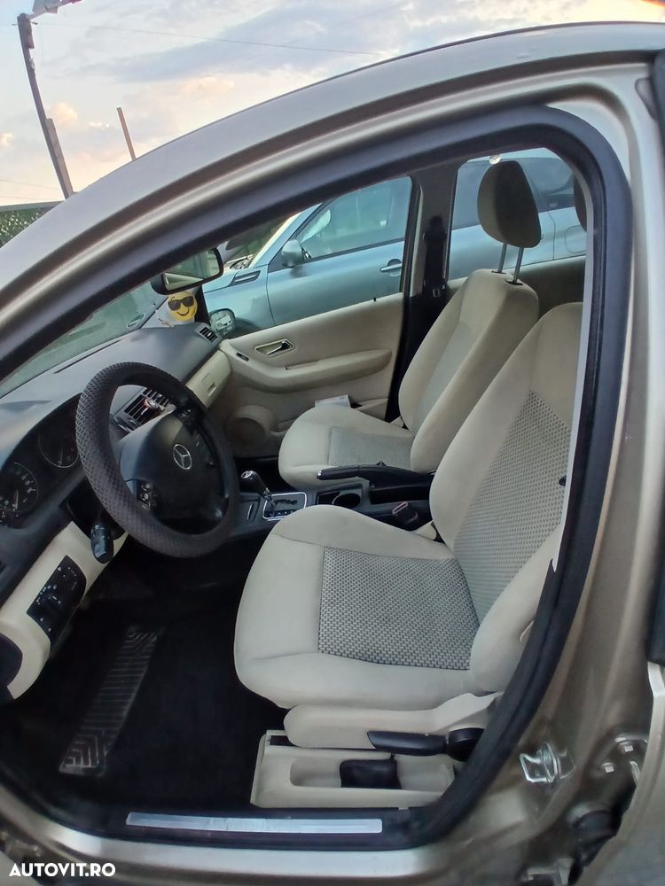 Mercedes-Benz A 180 - 4