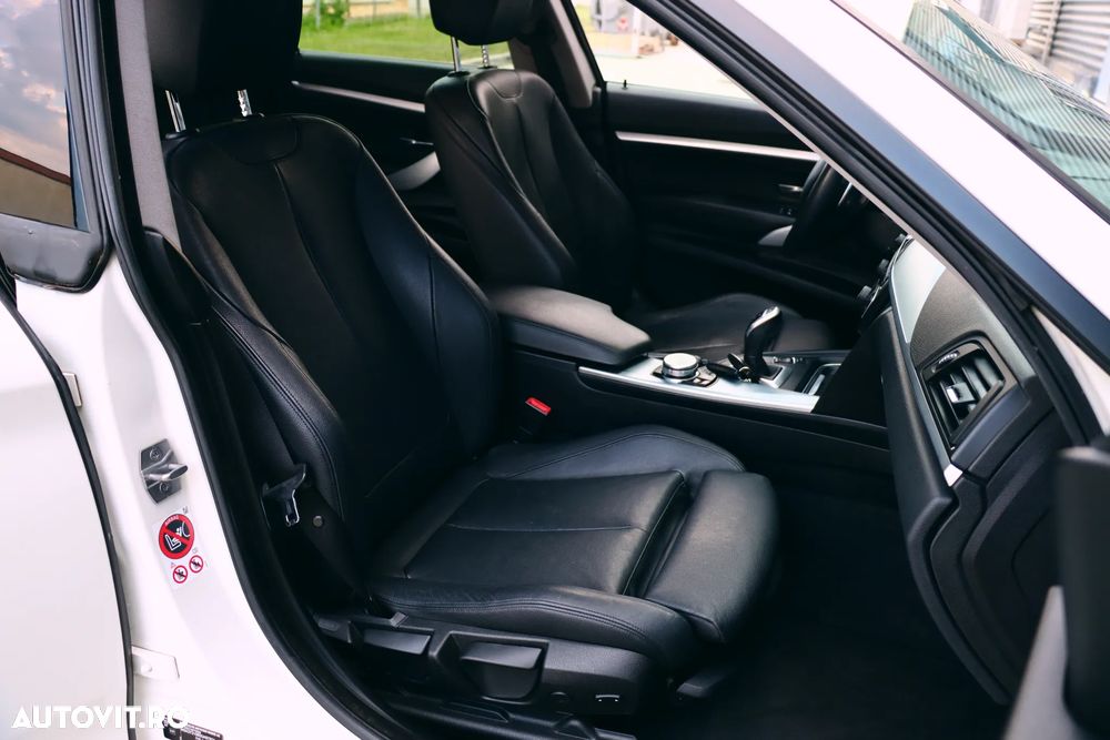 BMW Seria 3 320d Aut. Sport Line - 16