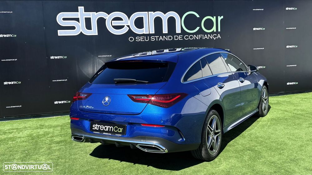 Mercedes-Benz CLA 250 e Shooting Brake AMG Line - 8