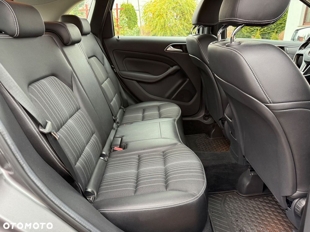 Mercedes-Benz Klasa B 200 CDI - 18