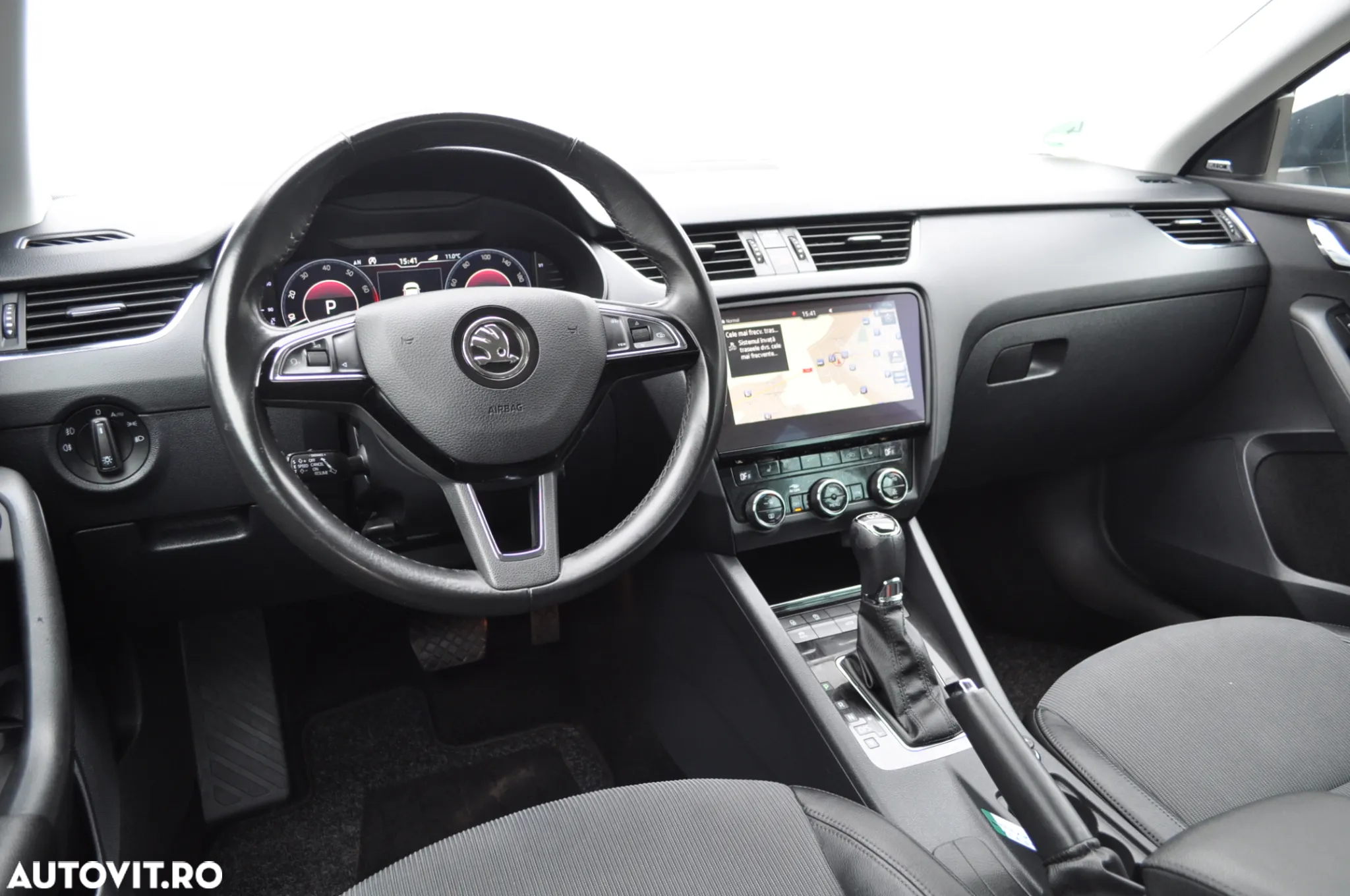Skoda Octavia Combi 1.5 TSI ACT DSG Style - 15