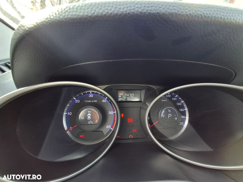 Hyundai ix35 2.0 CRDI High 4WD GLS Aut. Premium - 8