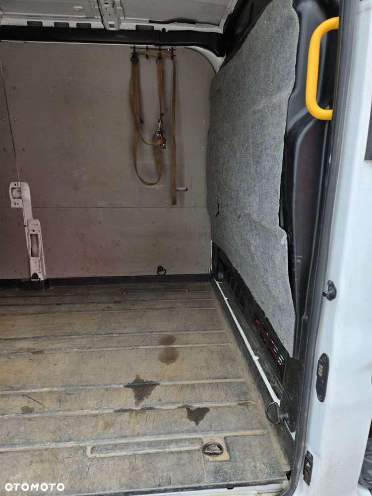 Ford Transit - 15