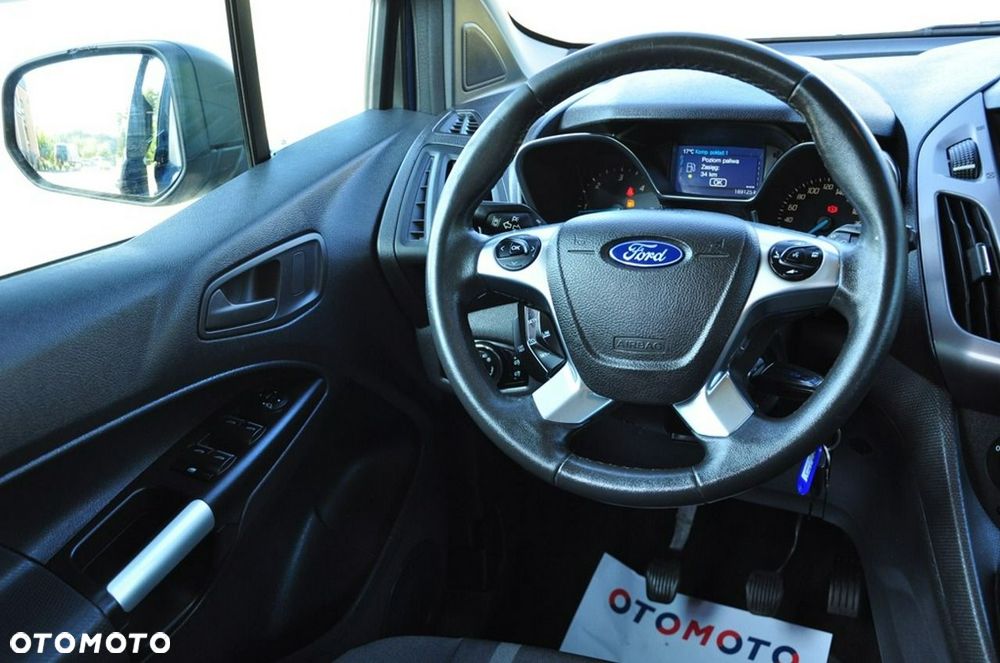 Ford Transit Connect - 33