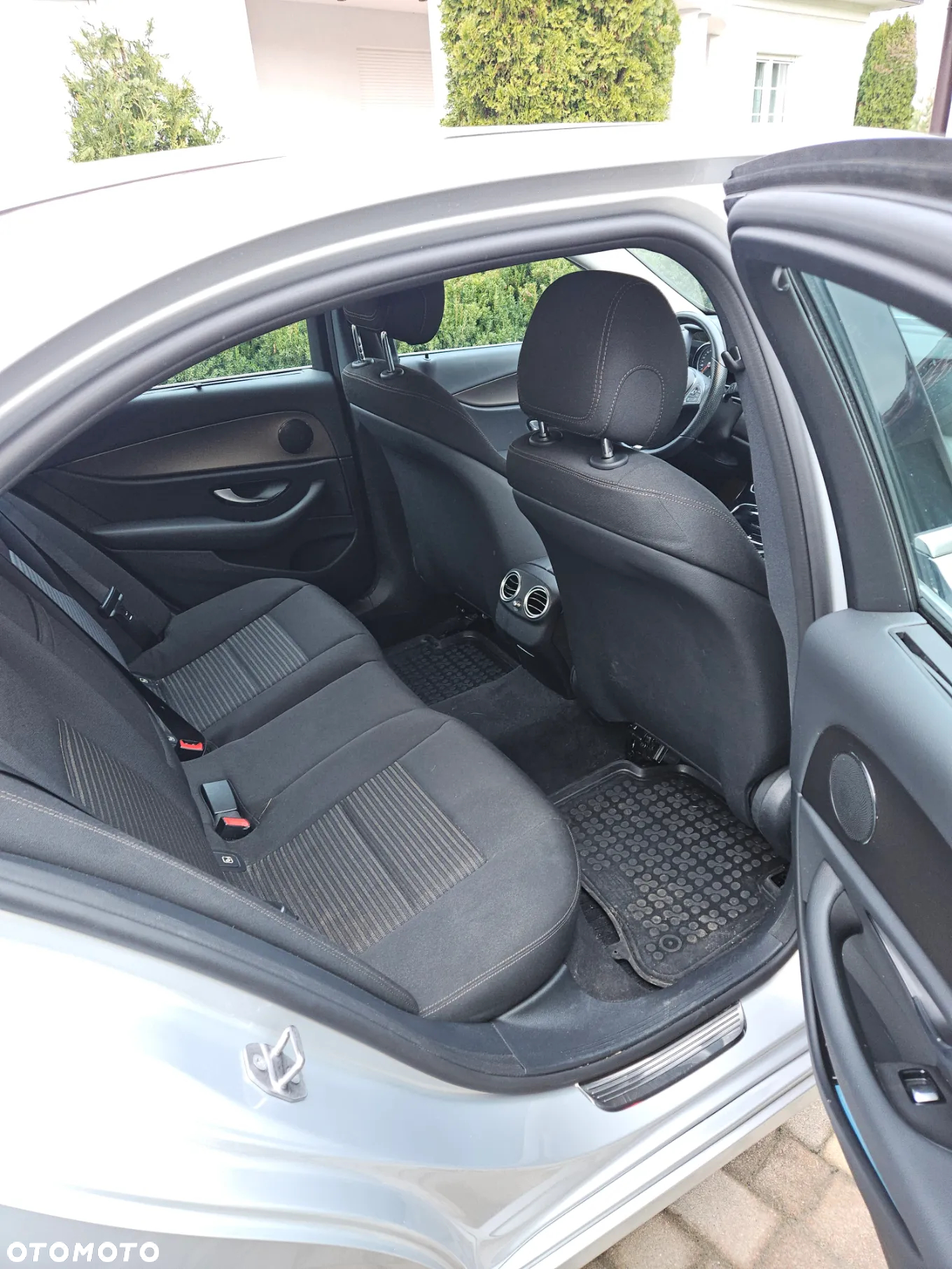 Mercedes-Benz Klasa E 220 d 9G-TRONIC - 9
