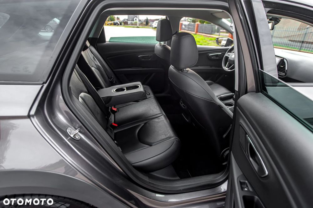 Seat Leon 2.0 TDI DPF Start&Stop DSG XCELLENCE - 10