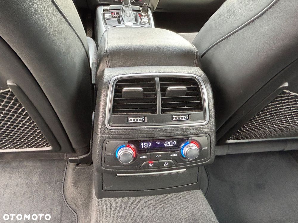 Audi A6 Avant 2.0 TDI Ultra S tronic - 31