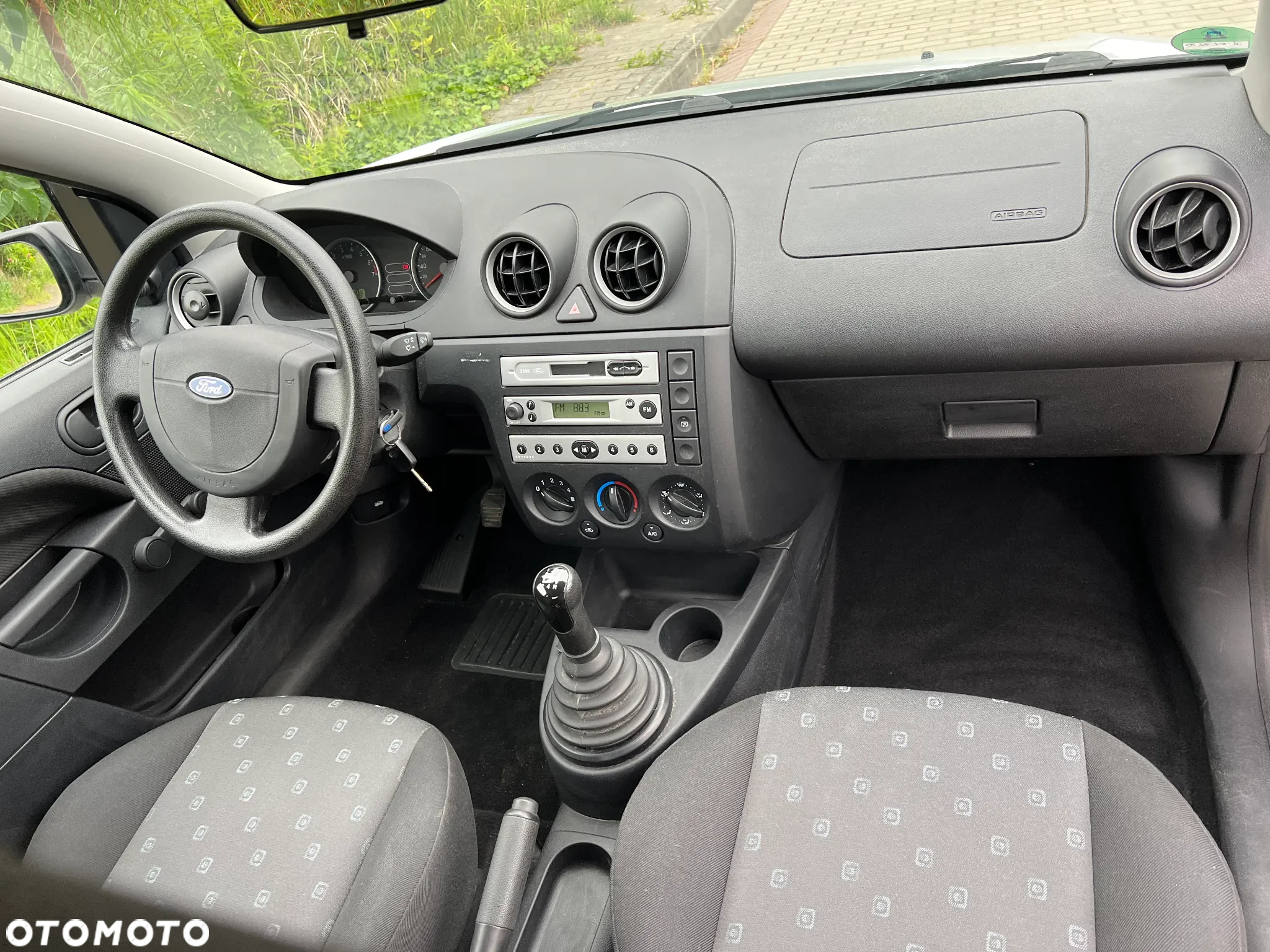 Ford Fiesta 1.3 Ambiente - 11