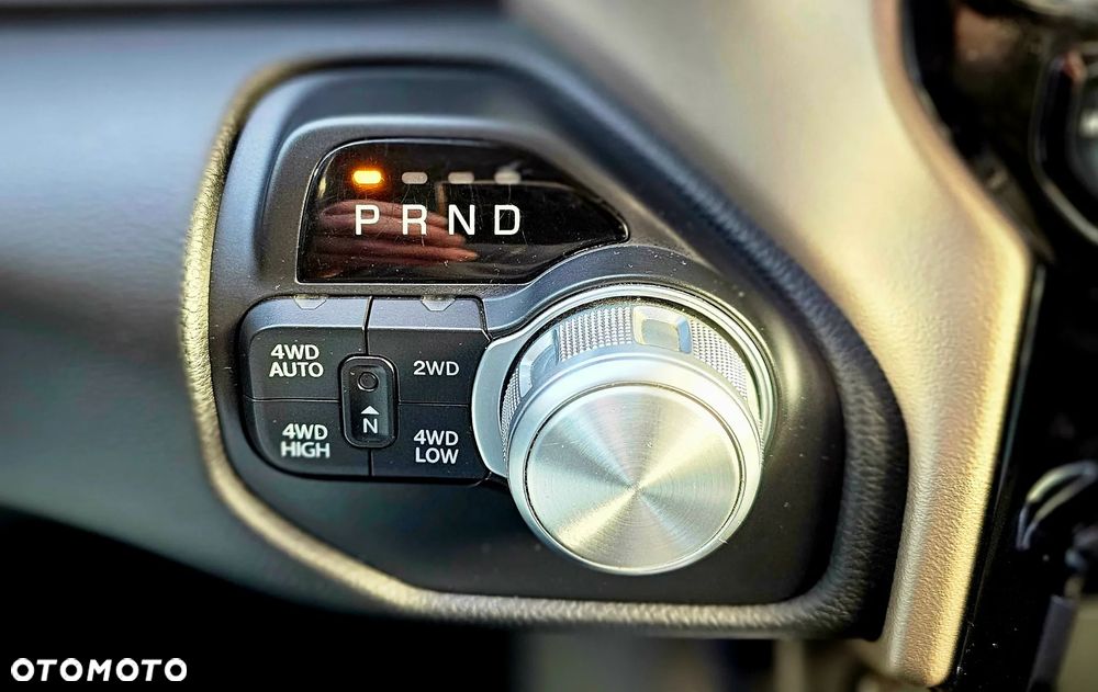 RAM 1500 5.7 Crew Cab Laramie - 26