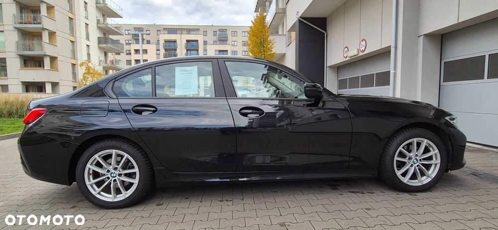 BMW Seria 3 318i Advantage - 12