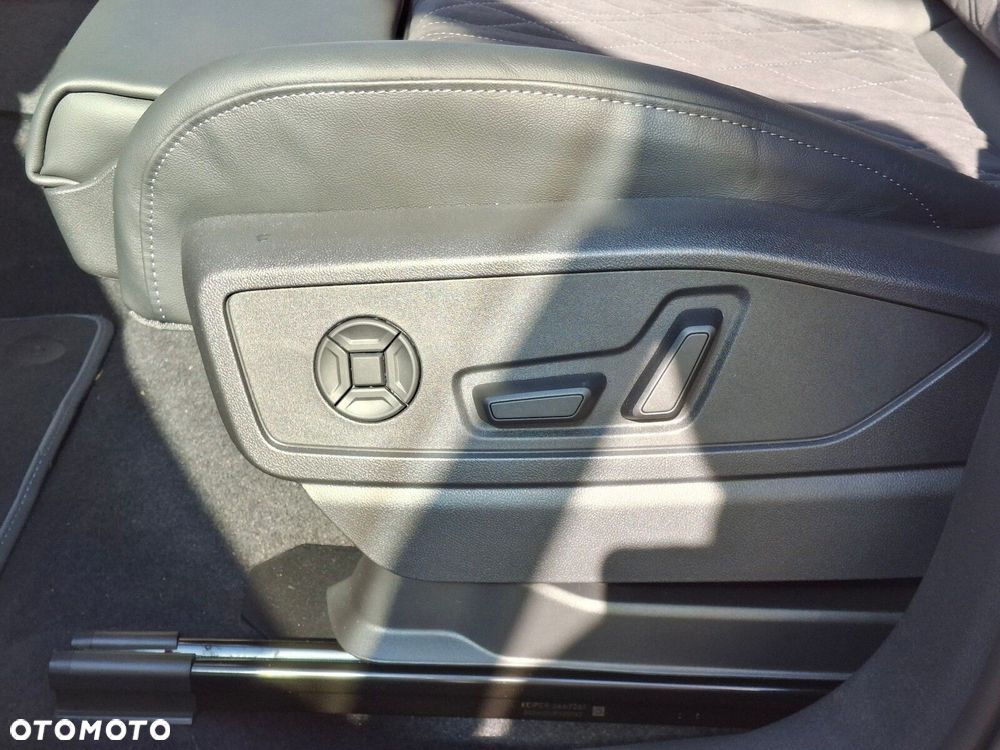 Audi SQ5 Sportback - 29