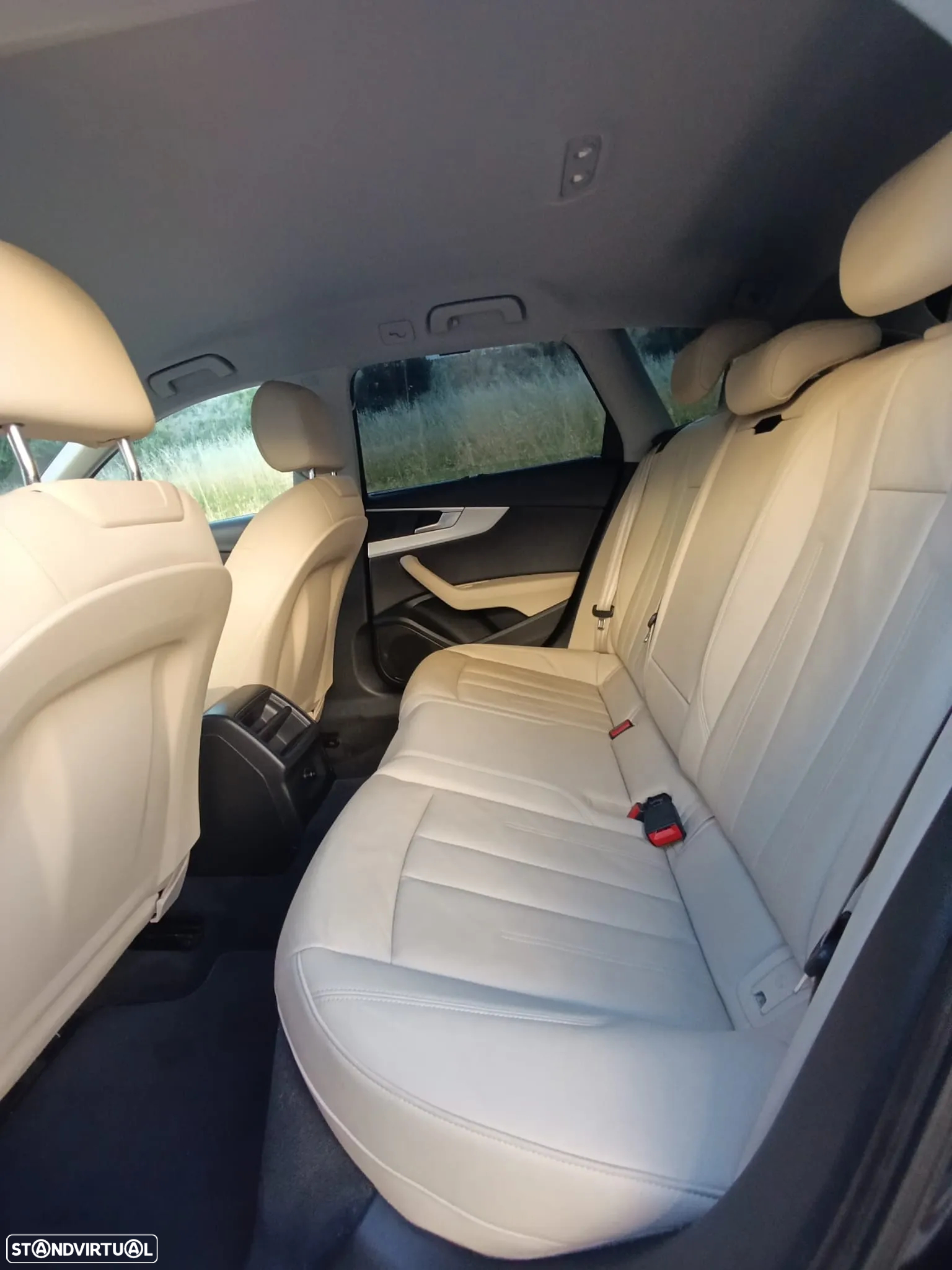 Audi A4 Avant 2.0 TDI exclusive - 25