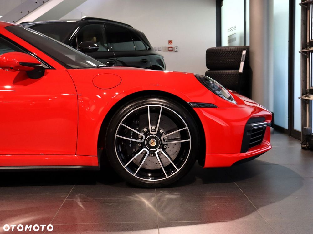 Porsche 911 Carrera Turbo S - 14