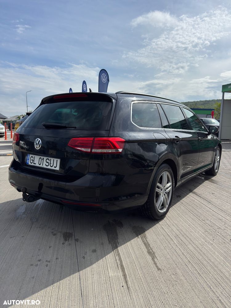 Volkswagen Passat 2.0 TDI SCR Comfortline - 3