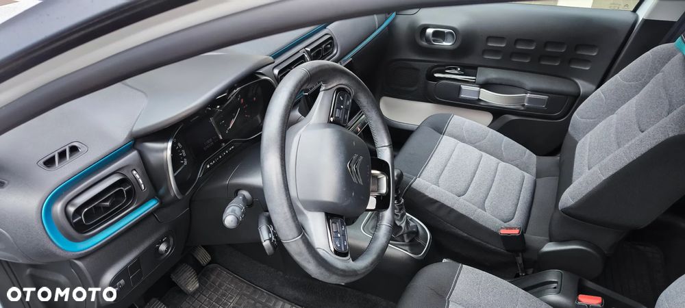 Citroën C3 1.2 PureTech Shine - 8