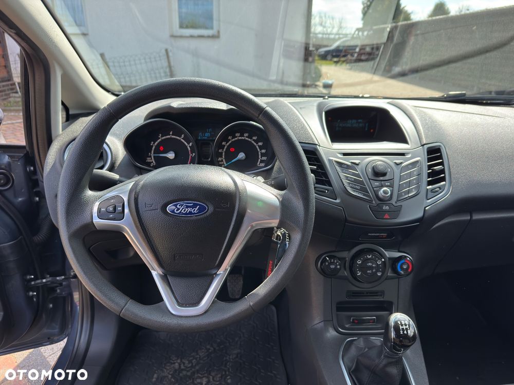 Ford Fiesta - 28