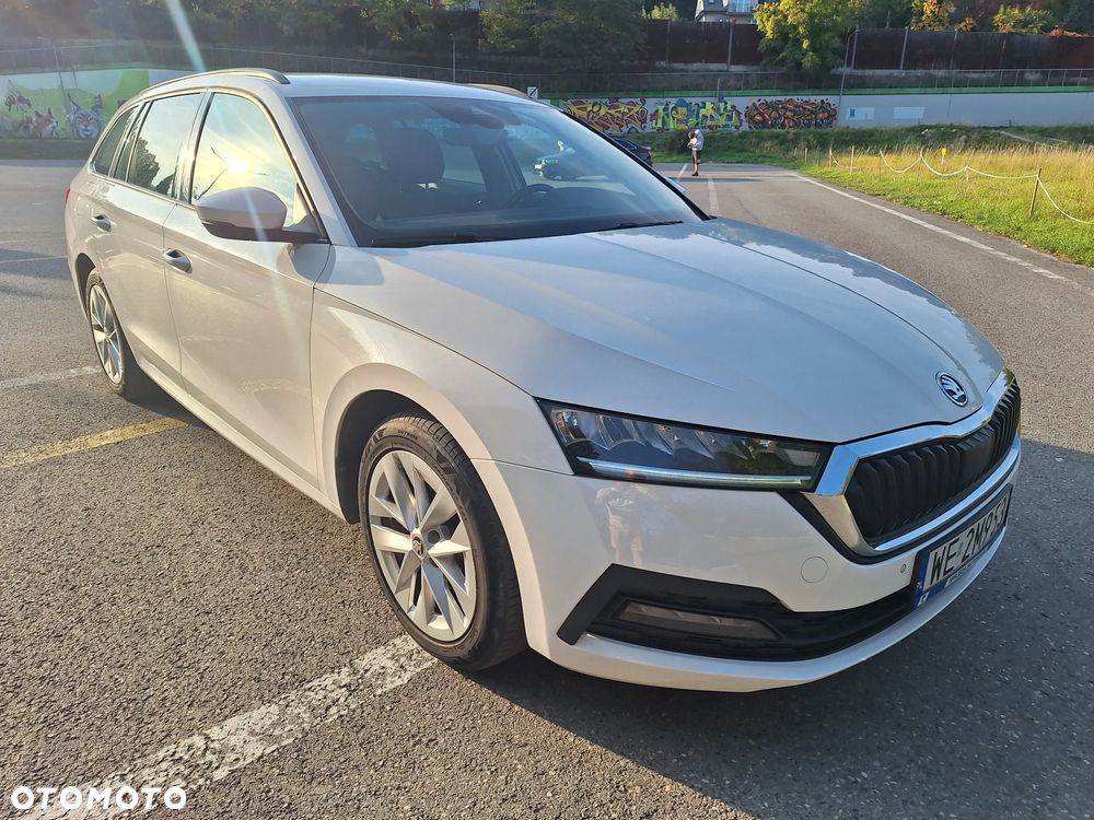 Skoda Octavia 2.0 TDI Style DSG - 3