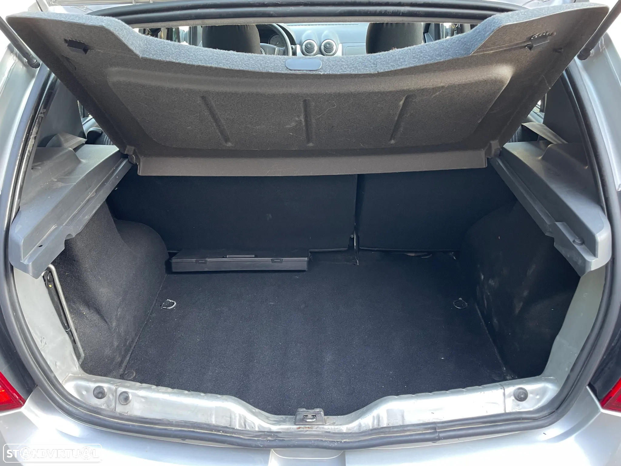 Dacia Sandero 1.2 16V Comfort - 24