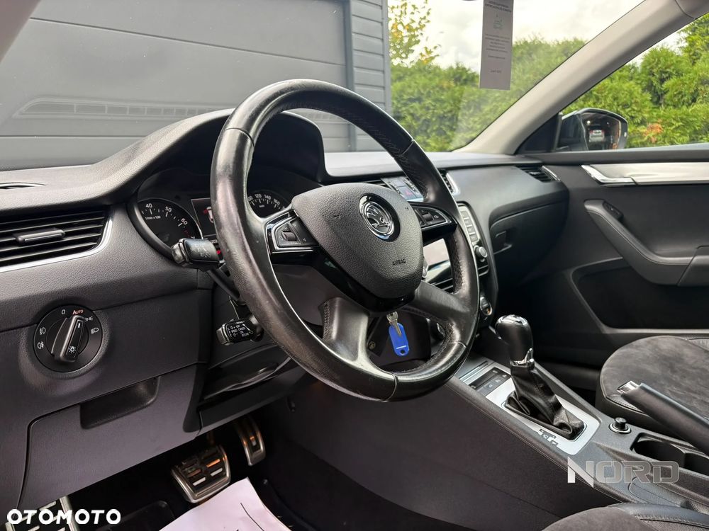 Skoda Octavia 1.8 TSI Green tec DSG 4x4 Elegance - 11