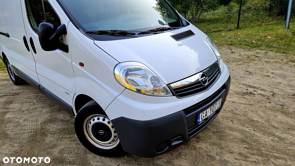 Opel VIVARO - 9